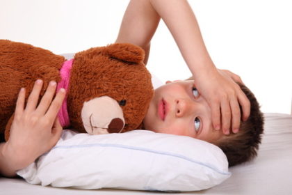 Die häufigsten Gründe für Kopfschmerzen beim Kind und dessen Vorbeugung