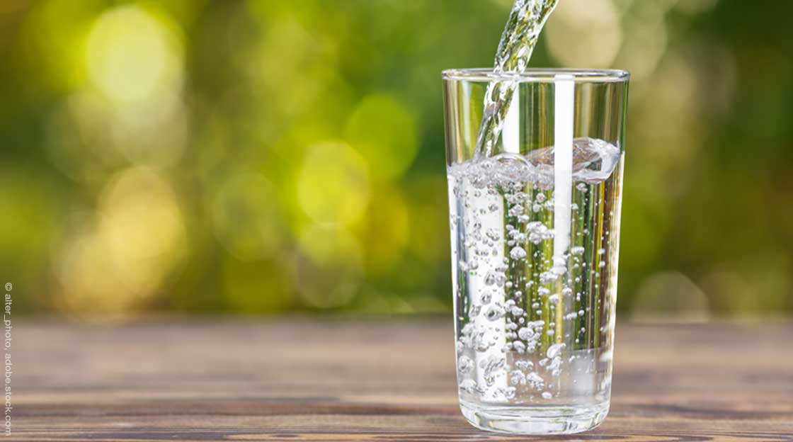 Entgiftungssymptome mit Wassertrinken bekaempfen